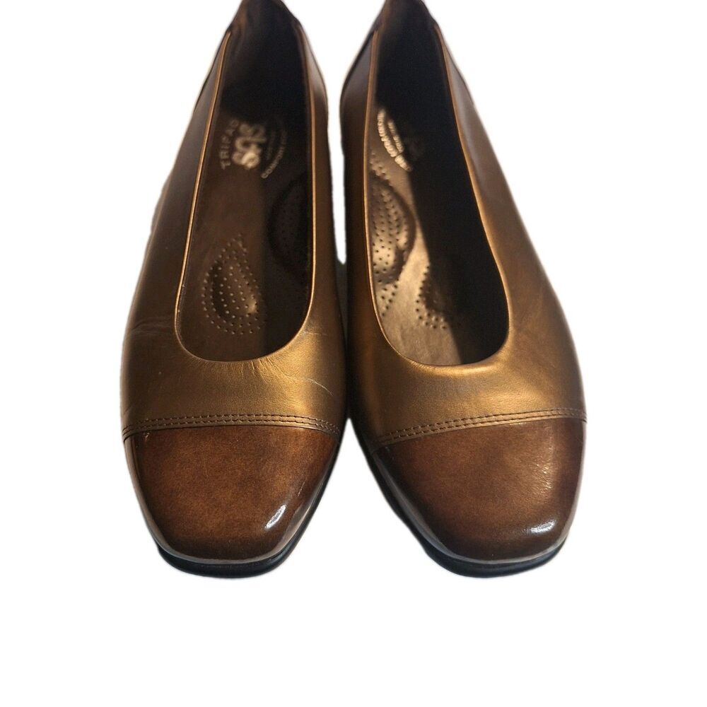 SAS Coco Cap Toe Slip On Women's Patent Leather Loafers.  Size 6 WW